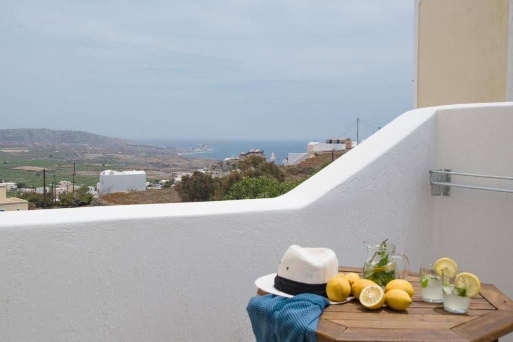 Villa Galinia Akrotiri  Exterior photo